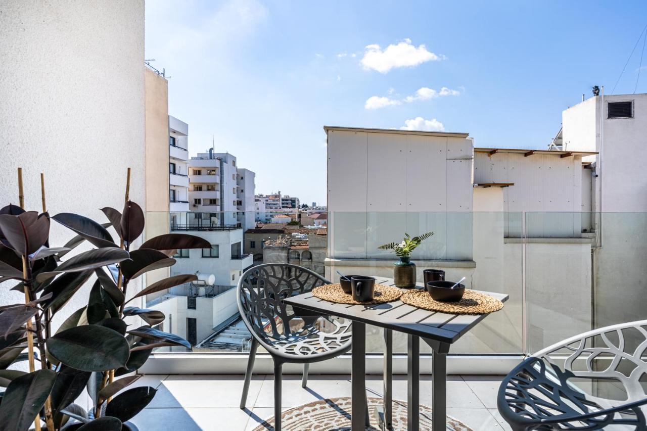 Made With Love 1-Br Apt By Finikoudes Beach Ларнака Екстер'єр фото
