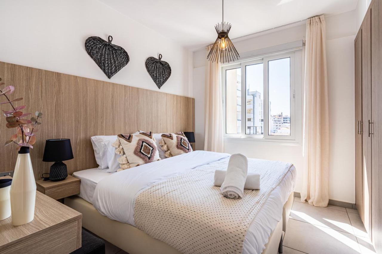Made With Love 1-Br Apt By Finikoudes Beach Ларнака Екстер'єр фото